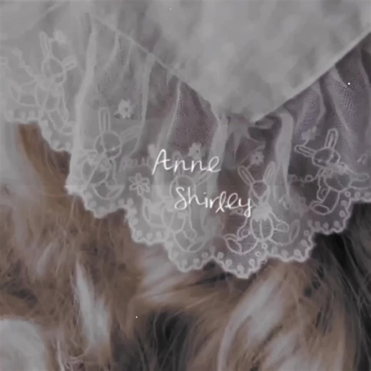 Rewatching Anne and Gilbert's Iconic Kissing Scene