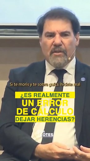 Franco Modigliani, premio Nobel de economía en 1985 dijo una frase que nos hace reflexionar: "La herencia es un error de cálculo". Pero, 🤔 ¿qué quiso decir con esto? Modigliani sugería que el verdadero bienestar se encuentra en disfrutar el presente, en lugar de acumular riqueza para el futuro. Sin embargo, la realidad nos muestra lo mucho que se valoran el ahorro y la constitución de un patrimonio. A menudo la idea de deshacerse de ese patrimonio, incluso para mejorar la calidad de vida, gener
