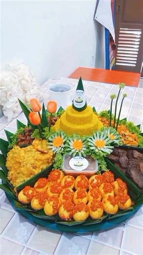 Menghias Tumpeng Sederhana Tapi Menarik: Kreasi Unik dan Kreatif