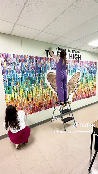Every school year starts with a collaborative art project across all of our grade levels and every year ends with us taking it down 🥲💖 It is always so bittersweet but it is also a sign of NEW BEGINNINGS and we cannot wait to plan next years installation 😆 #newyear #newbeginnings #collaborativeproject #artproject #artinstallation #endofyear #endofschoolyear #eoy #takedown #artteachers #beforeandafter #teachersfollowteachers