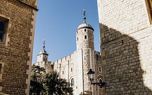 Choosing the Best Tower of London Tour - Explore with an Expert