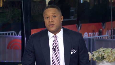 Elizabeth Holmes asks Trump to commute her sentence