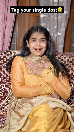 Single marege hum🤣 #shortsviral #funny #viral #comedy #trending #foryou #youtubeshorts #jhansi