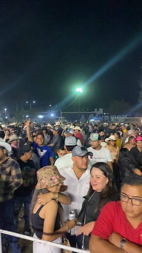 73K views · 490 reactions | Hay hay hayyyyyyy #Miacatlan! Con Alameños de la Sierra #arealamexicana | Are a la Mexicana | Facebook