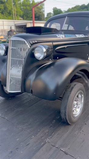 B/Gas and Backup Girl #bgas #gasser #dragracing #racing #racecar #nostalgia #gearhead #cars #dragcars #southeastgassers #sega #burnout | Red Line Motorsports Media