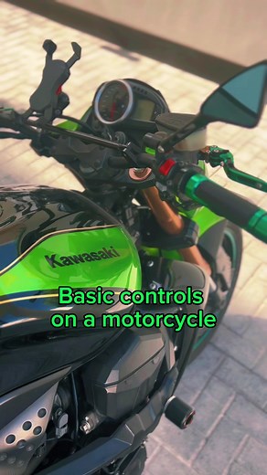 Basic controls on a motorcycle #motorcycle #motorcyclebeginner #howto #moto #kawasaki #biker #bikerlife #howtorideamotorcycle