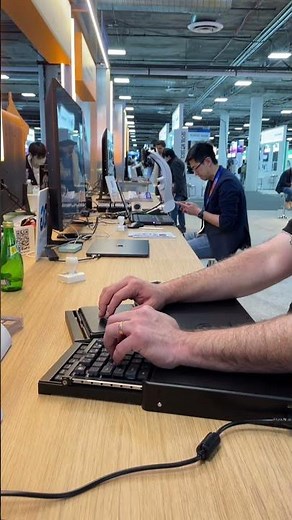 World's First Automatic Switching Keyboard!