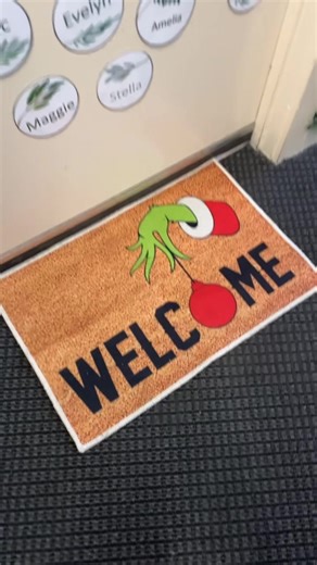 Christmas Classroom Decorations for 2025