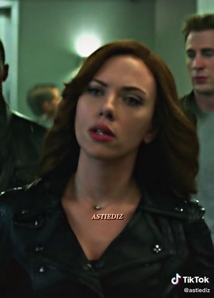 Stylish Leather Jacket Outfits Inspired by Natasha Romanoff