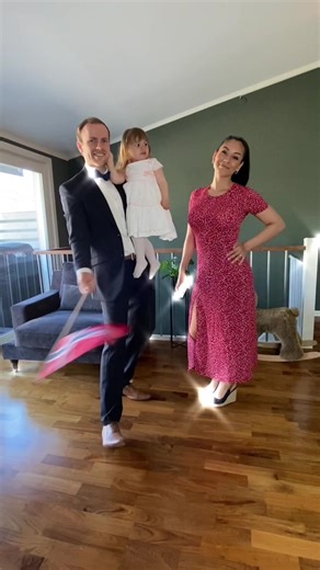 Celebrating Norwegian Constitution Day with Nils and Bianca Wedding Moments
