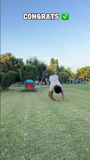 Roll Tutorial 👍 #shorts #roll #tutorial #youtubeshorts #calisthenics