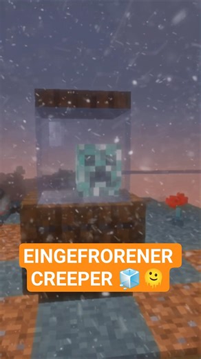 FROZEN #CREEPER in #minecraft ❄️😶 HOW TO BUILD IT ⚒️ #gaming #tips #minecraftbeauty #shorts