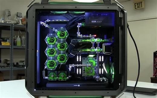 酷冷至尊C700P 7900X TITAN XPX2