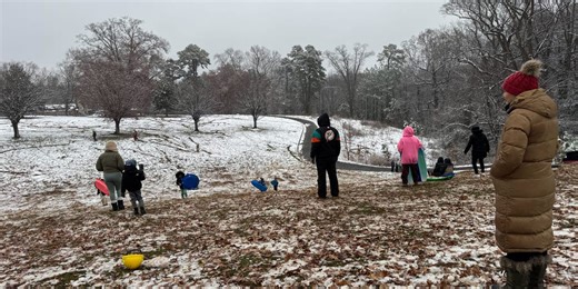 More snow stretches as far south as North Carolina, Virginia after Winter Storm Warning issued in Mid-Atlantic