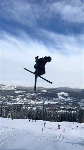 Mastering the Big Jumps in Skiing