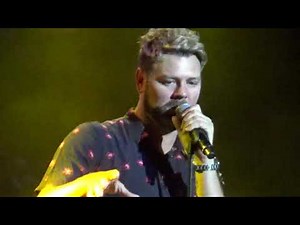 Swear It Again - Brian McFadden of Westlife live in Manila 2019