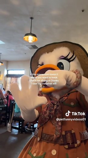 Disneyland funny moments.#disney #disneyworld #disneyland #funny #funnyvideos #foryou #fyp #tiktok