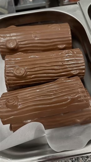 37 reactions | Hollow Handmade Chocolate Logs ✨ Tempered to perfection and ready to be filled with luxury chocolates , each one crafted by hand, straight from our kitchen. #HandmadeChocolate #LuxuryChocolate #CraftHouseChocolate #ChocolateMakers | Craft House Chocolate | Facebook