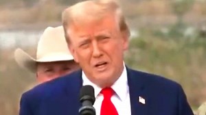 Trump Fumbles Border Speech And Gets Ridiculed | Rebel HQ