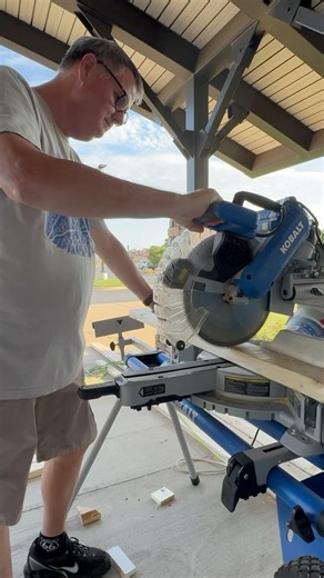 AT THE MOVIES BUILD WEEK!!! Thank you to all of our volunteers for taking a vision and making it into reality🙏 You still have two opportunities to be apart of build week, we will be at the church on 6/25 and 6/26 transforming our lobby for At The Movies starting next month! Remember whoever finds God, finds life!❤️ | Life.Church NW Oklahoma City