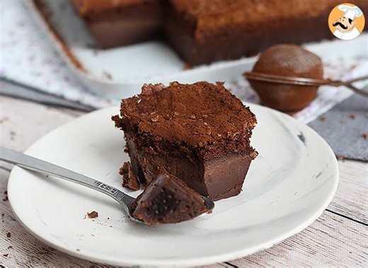 Chocolate magic cake