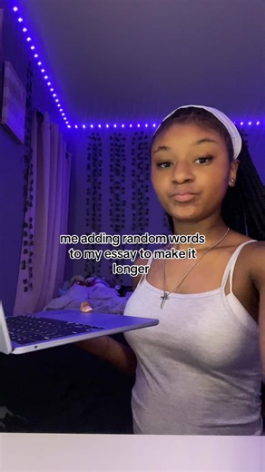 𝐦𝐞𝐥𝐲𝐝𝐚𝐛𝐢𝐩🏧 (@bxrbie._.4)’s video of essay