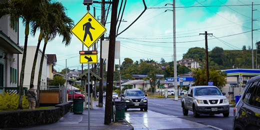 City installs flashing beacon at busy Kalihi crosswalk