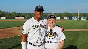 Become a host family for the FDL Dock Spiders