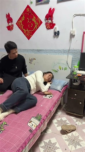 Cute Batting Practice Prank! Hilarious Couples Video