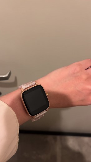 PROJECT-EEのスマートウォッチ: 機能とカスタマイズ