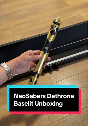 Unboxing the NEOSABERS Dethrone Baselit Lightsaber