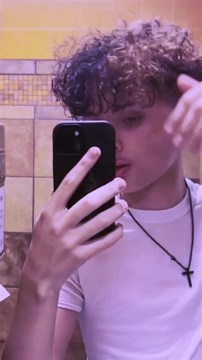 @Mj3 #badedit #draftttr#hopehelikesit#comment #mosesislegendary