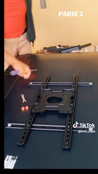 Cómo instalar una TV de 75 pulgadas en tu habitación: Parte 1