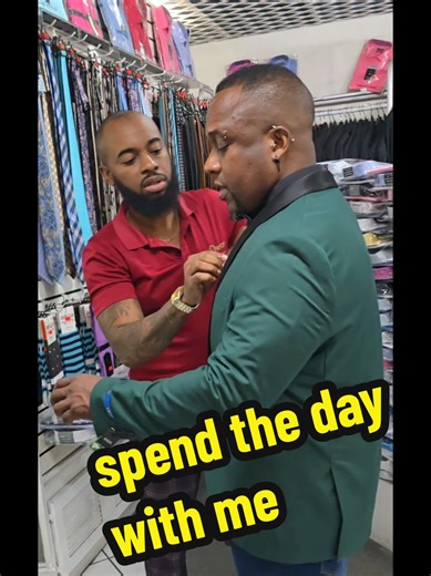 A short glimpse into the average day of a 43 year old, successful #personalTrainer. Legend: • wake at 3:30a.m. - pray, hydrate, prep the business for opening, bathe, light chores, vegetable beverage. Coffee. I also get my daughter's meals started in this window. • Start work at 4:30 a.m. • Serve my daughter's breakfast at 6:45 a.m. • 7am-1p.m. - sessions, every hour on the hour. • 1-3 p.m - School run, business errands. • 3-4 p.m. - Homework time. After school meal. • 4-8 p.m. - back-to-back ses