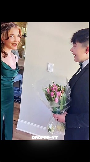 Prom Dress Reactions That Melt Hearts❤️