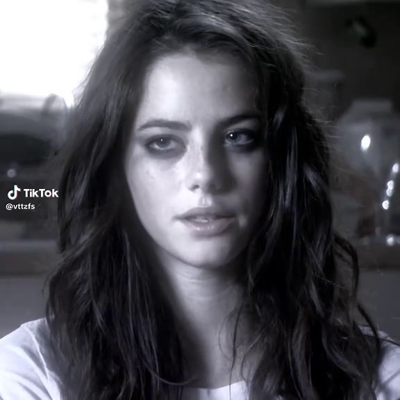 Exploring Effy Stonem's Colorful Journey