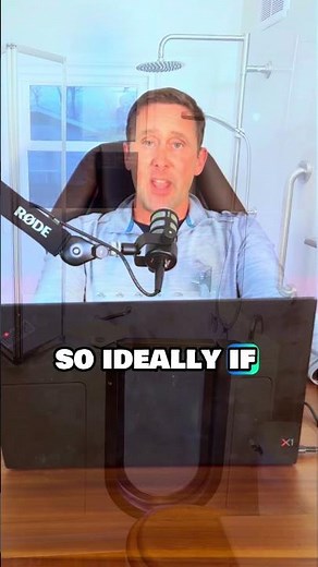 How do walk in bathtubs prevent leaks or flooding?