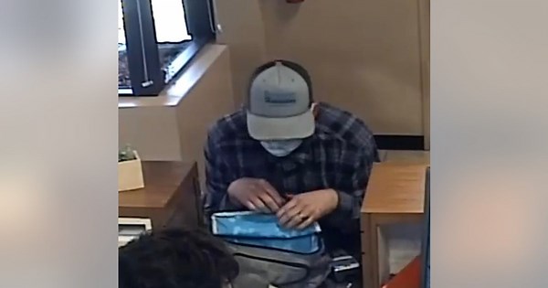 Police in Santa Rosa need help identifying bank robbery suspect