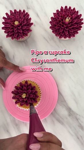 Creative Cupcake Bouquet Piping Tips