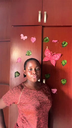 Vee♥️ (@victorialifestylecreator)’s videos with she wanna go viral - libby reynolds