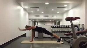 Uberlicious CORE workout 15 leg levers 10 push-ups 20 bent arms salutes 20 straight arm salutes 10 oblique jump ins 20 cross body drop squats Rest 45 seconds Repeat 3 rounds #FHITwithLOZ #FunctionalHandstandAndIntervalTraining | FHIT by Lauren Hannaford