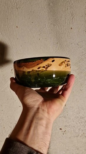 Woodturning Resin Art: Filling Holes with Epoxy & Turning a Unique Wood Bowl
