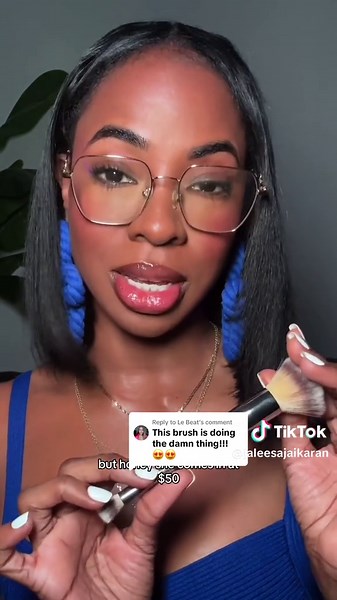 Replying to @Le Beat Dual Sided Brushes that are actually worth it👏🏾 I asked around and quite a few people said they really dislike how dual sided brushes sit in their makeup bags or for pros in their brush holders & sometimes fall apart 🫠 I love a dual sided brushes though, it’s versatile & I can use it for just about anything! Brushes used: 💙 #itcosmetics Heavenly Luxe Complexion Brush #7 - $50 💙 #lancomeofficial Double Ended Foundation Brush #2 - $46 💙 #elfcosmetics Concealer & Foundati