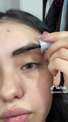 Aquí les dejo un mini tutorial de cejitas 💓#parati #makeup #tutorial #cejastutorial