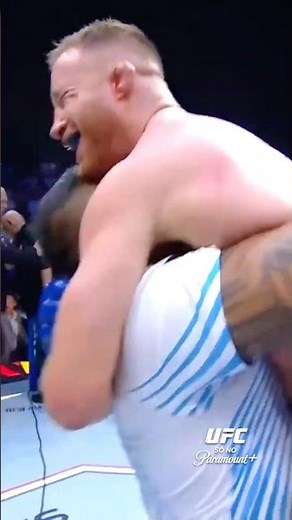 After medical stoppage, Justin Gaethje defeats Ilia Topuria at the White House! #UFCWhiteHouse