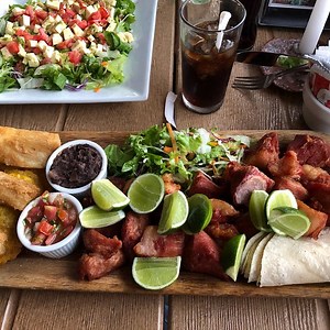 MIRADOR TIQUICIA, Escazú - Carta, fotos y opiniones del restaurante