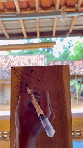 Is there anyone who can Java in the middle how many degrees? #shot #woodworking #carpenter #fyp