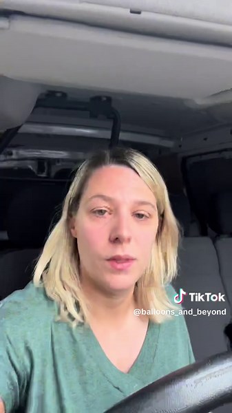 Prom Season Day 9… more deliveries, collections and wedding prep for tomorrow… oh and a little surprise #balloons #balloonsnortheast #promballoons #balloongarland #personalisedballoon #prom #dayinthelife #houghtonlespring @Ryan Robinson #reethello