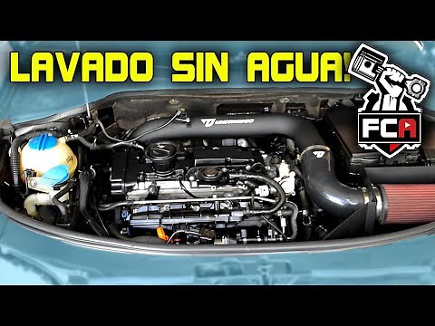 HOW TO CLEAN YOUR CAR'S ENGINE BAY (W/O WATER!) (Spanish w/Eng sub)