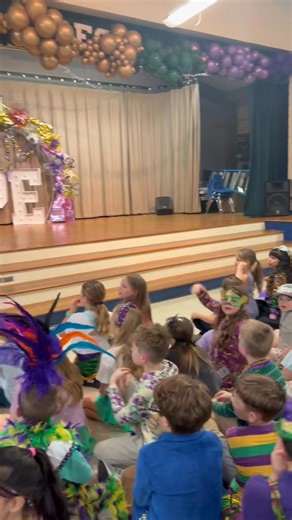 Oak Park teachers always try to add a little something extra for the kids 💜💛💚 | Oak Park Elementary School